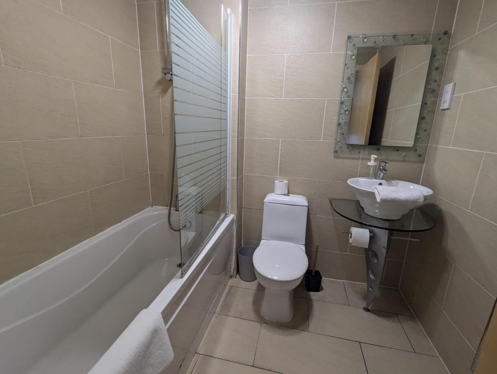 Two Bedroom Quayside River View *